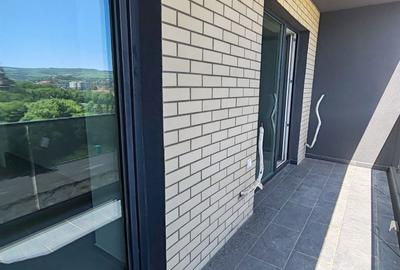 Apartament cu 2 camere semidecomandat în Podu Roș - 10