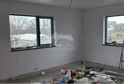 Casă individuală cu 3 camere cu Canalizare în Lumina - 3