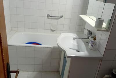 Apartament cu 3 camere decomandat, mobilat în Intim - 15