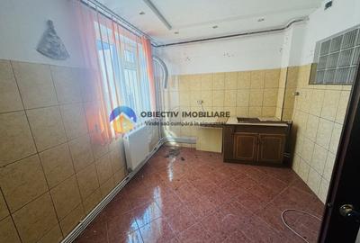 Apartament cu 4 camere semidecomandat în Mărăței - 3