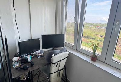 Apartament cu 3 camere decomandat în Exterior Vest