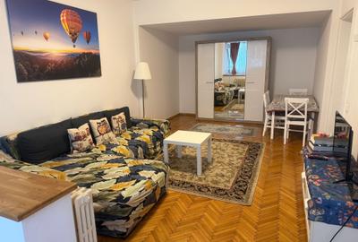 Apartament cu 2 camere decomandat în Cișmigiu