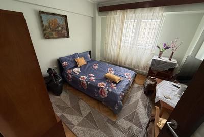 Apartament cu 4 camere decomandat în Micro 16 - 5