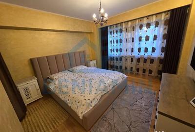 Apartament cu 4 camere semidecomandat în Central - 2