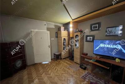 Casă cu 3 camere cu Teren 310 Mp în Trei Stejari - 1