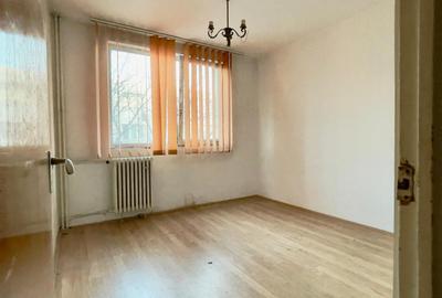 Apartament cu 3 camere decomandat, mobilat în Militari
