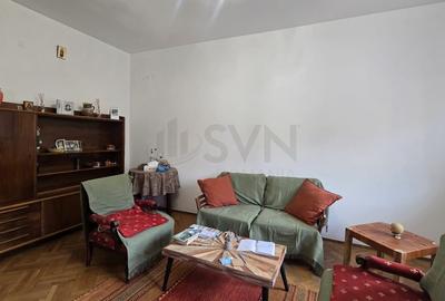 Apartament cu 3 camere semidecomandat în Cișmigiu