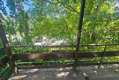 Casă cu 4 camere cu Teren 3715 Mp în Bănicești - 8