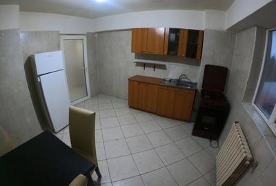 Apartament cu 2 camere semidecomandat în Central - 1