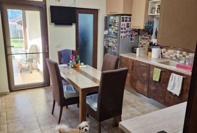 Casă cu 3 camere cu Teren 540 Mp în Bujac - 7