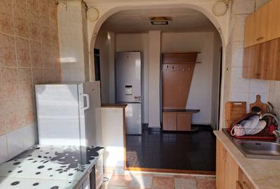 Apartament cu 2 camere semidecomandat în P-ța Muncii - 2