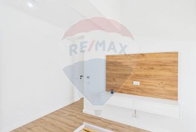 Casa / Vila cu 4 camere de vanzare Nobil Residence - Tunari - 16