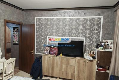 Apartament cu 3 camere semidecomandat, mobilat în Sud-Vest - 4