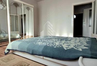 Casa Spatioasa cu Teren Generos in Vladimirescu - 9