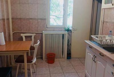 Apartament cu 3 camere decomandat, mobilat în Vitan Mall - 9