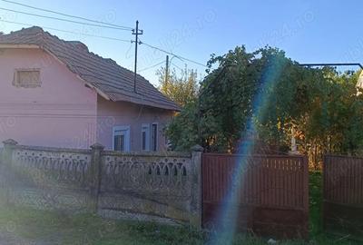 Casă cu 3 camere în Rusănești - 4