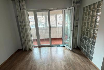 Apartament cu 3 camere decomandat, mobilat în Valea Oltului - 16