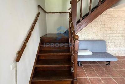 Casă cu 3 camere cu Canalizare în Central - 11