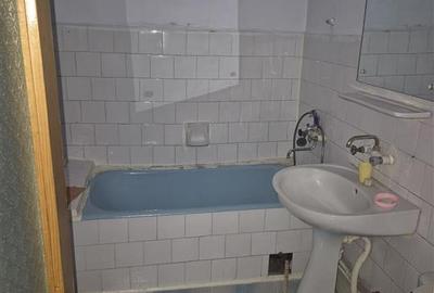 Apartament cu 2 camere decomandat în Călărași - 2