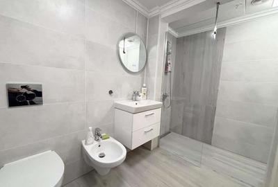 Apartament central - 90 mp util - curte linistita - 3