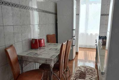 Apartament de 3 camere zona ASTRA