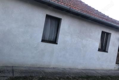 Casă cu 6 camere în Macea - 1