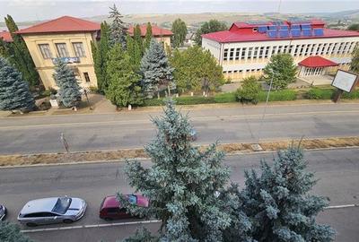 Apartament cu 2 camere decomandat, mobilat în Fălticeni - 13