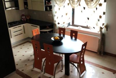 Casă cu 5 camere cu Canalizare în Ștefănești - 2