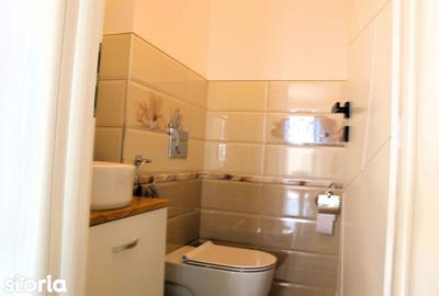 Apartament cu 3 camere în Central - 2