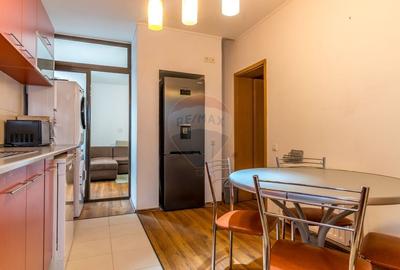 Apartament cu 2 camere de vanzare, zona Andrei Muresanu