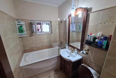 Vanzare apartament 2 camere mobilat/utilat, Aleea Energeticienilor - 8 Mai - 2