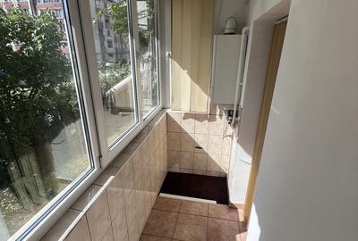 Apartament cu 3 camere decomandat în Independenței - 11