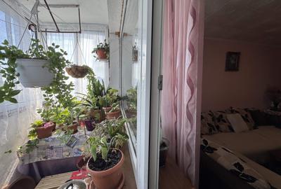 2 cam, 51 mp, etaj 7, fara imbunatatiri, str. Cornisei - 10