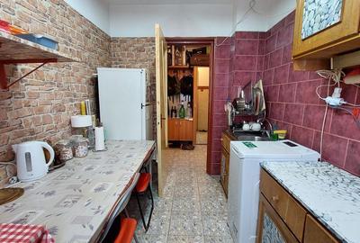 TITAN, metrou 1 Decembrie 10 minute mers, bloc reabilitat, stradal - 12