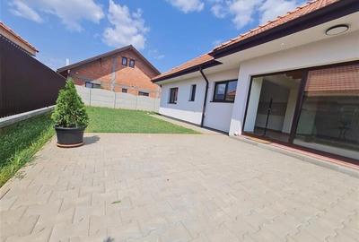 In stil mediteranean, curte proprie, 4 camere, terasa, pod mansardabil, Harman, - 9