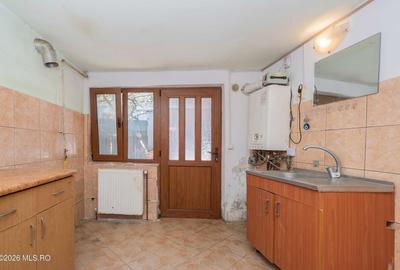 Casă cu 3 camere cu Teren 65 Mp în Central - 5