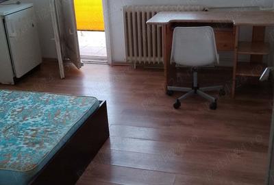 Apartament cu 3 camere decomandat în Central - 3