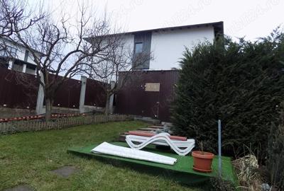 Casă cu 5 camere în Central - 3