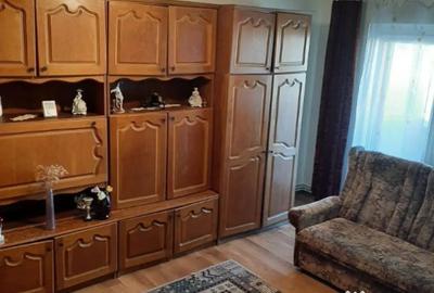 Apartament cu 3 camere decomandat în Republicii - 2