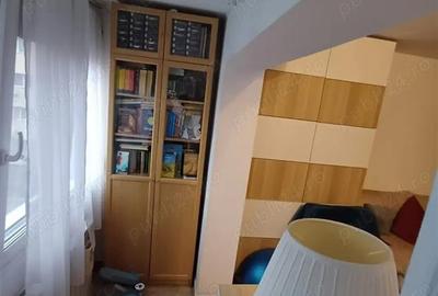 4 camere  decomandat etaj 2, vedere pe 2 parti, Girocului - 5