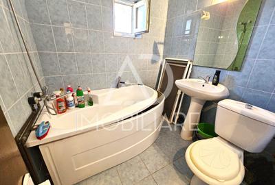 Apartament cu 3 camere decomandat în 9 Mai - 10