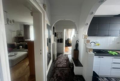 De vânzare apartament cu 2 camere pe str. Republicii - 2