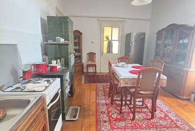 Vand casa in sag cu  gradina mare 275000 euro - 1