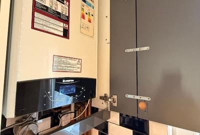 Apt 2 Camere Renovat Complet Mobilat Centrala - 3