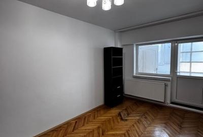 Apartament cu 3 camere decomandat, mobilat în Calea București - 5
