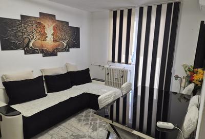 Apartament cu 2 camere semidecomandat în Aurel Vlaicu - 1