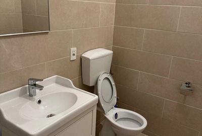 Spațiu comercial, de 140 mp, în Central - 3