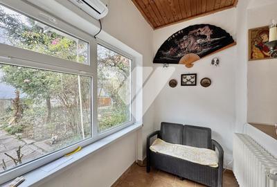 Casă individuală cu 8 camere cu Canalizare în Central - 8