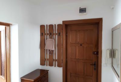 Apartament cu 3 camere decomandat în Ultracentral
