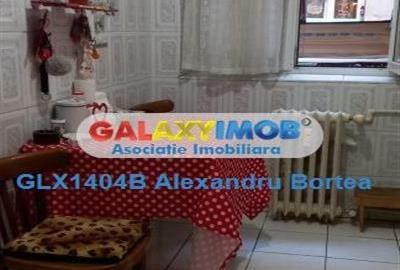 Apartament cu 3 camere decomandat, mobilat în Drumul Taberei - 9